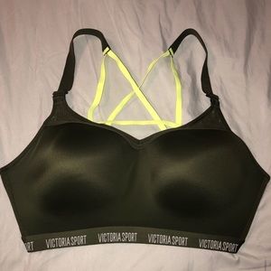 NWOT Victoria Secret Sport Bra